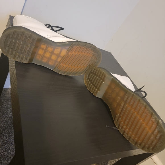 Dr Martens - Picture 4 of 4